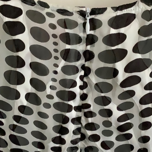 NWT ELLE Dress - Picture 5 of 10